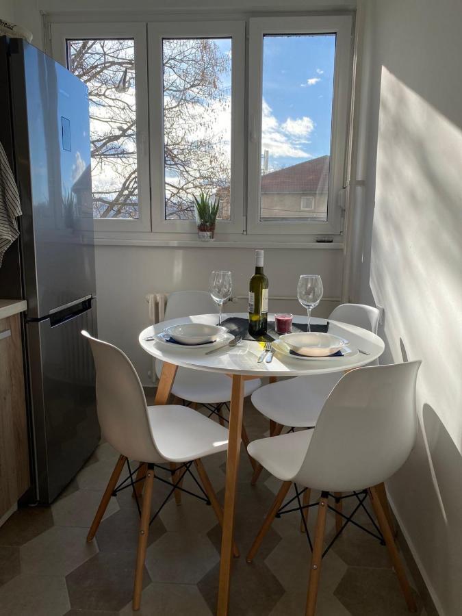 Cosy Apart Aca Belgrado Exterior foto